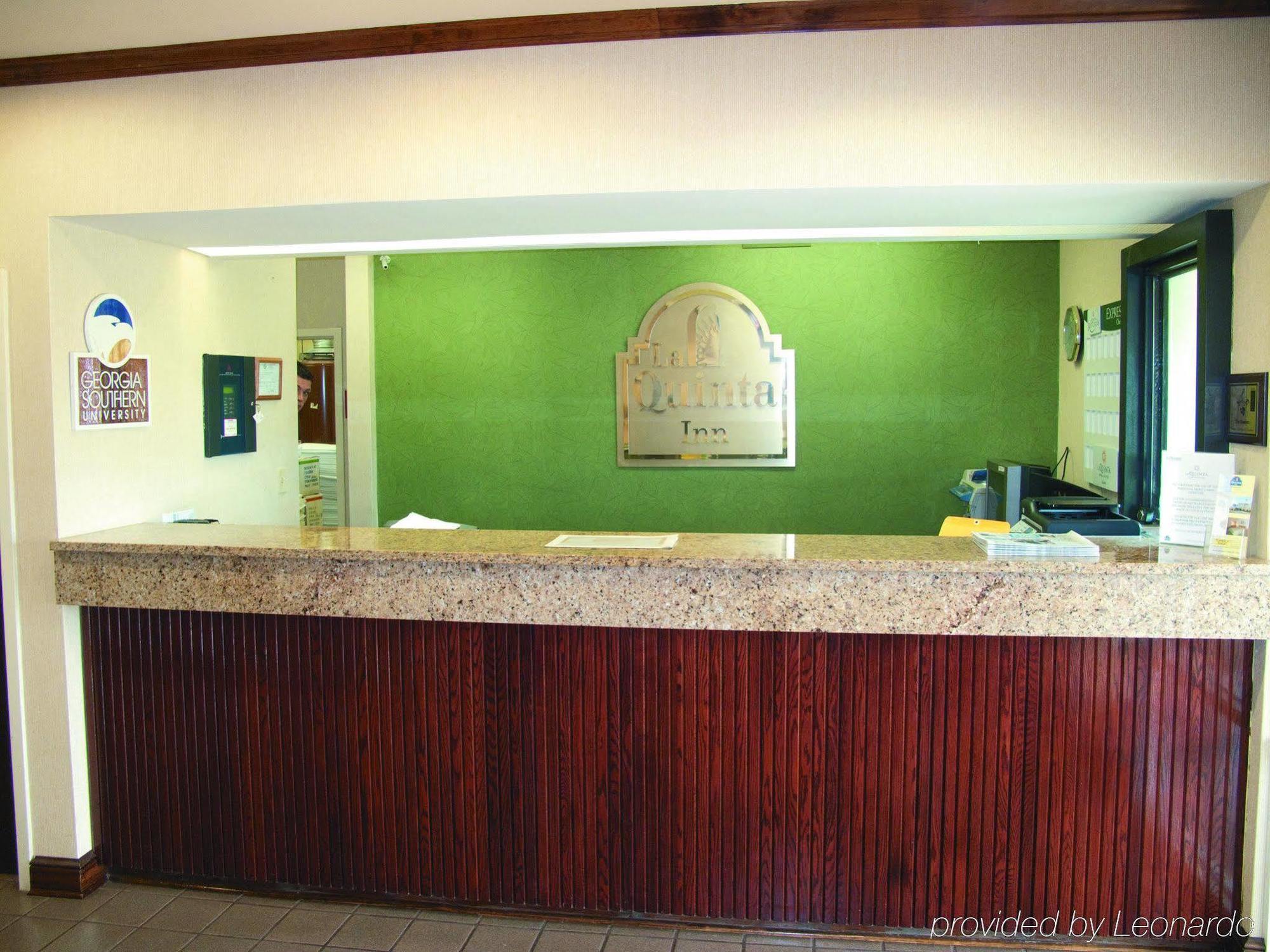 Eagles Nest Inn Стейтсборо Экстерьер фото